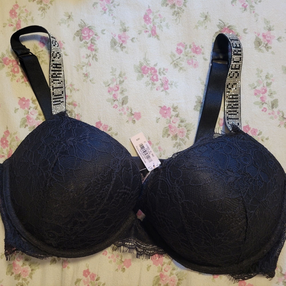 Victorias Secret Bling Lace Push-Up Bra